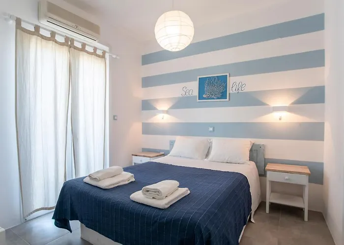 Livadia Seaside 7 Appartamento Paro