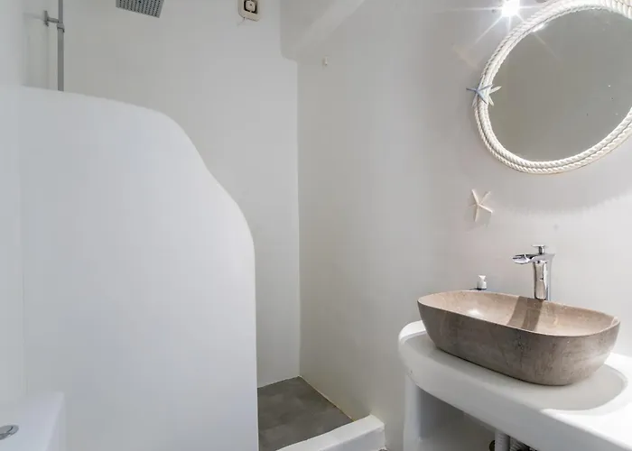 Livadia Seaside 7 * Paro